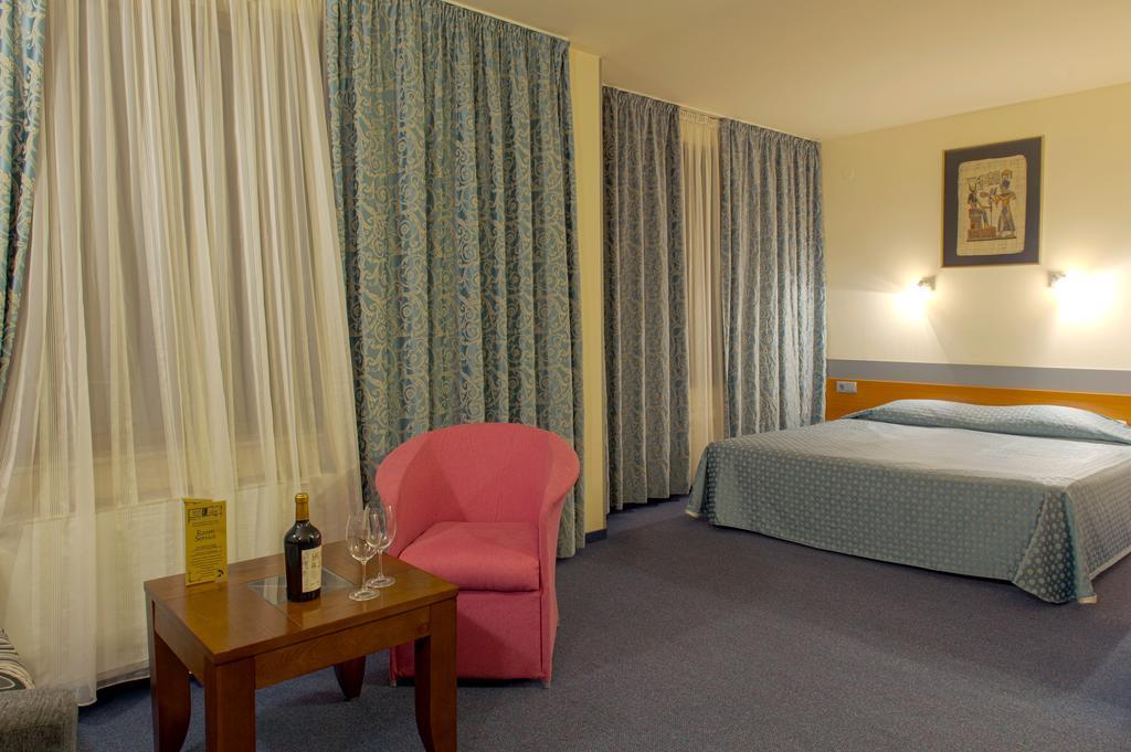 Hotel Luxor Melnik Kültér fotó
